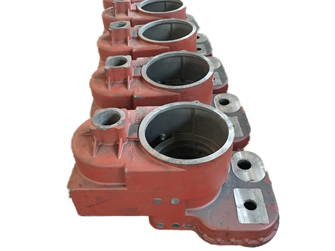 挖掘(jue)機箱體